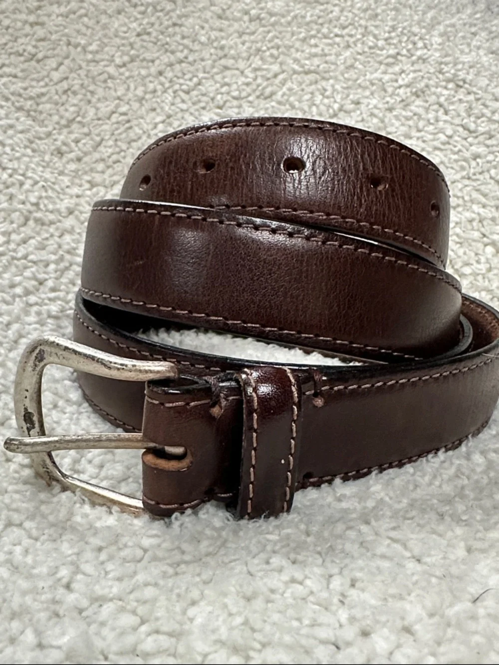 Dockers Mens Brown Full Grain  Leather Belt Top Stitched Silver Tone‎ Buckle 48